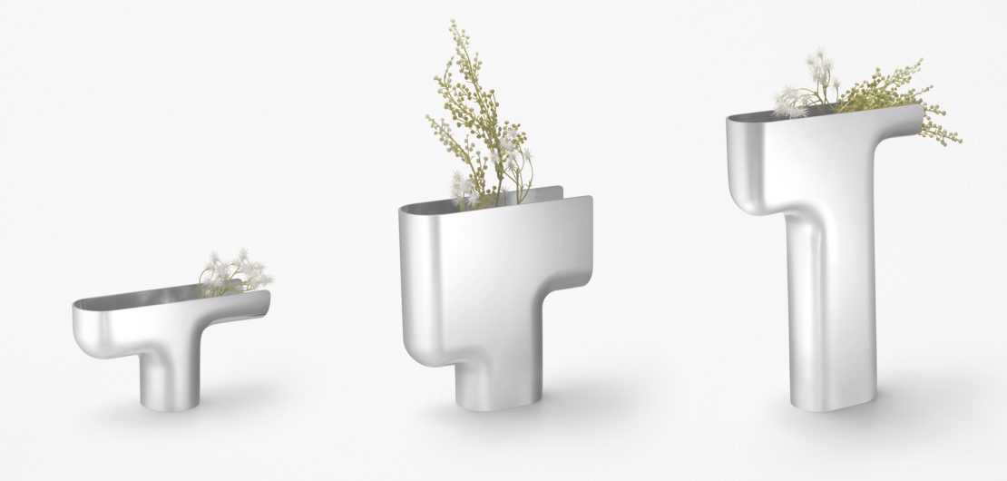 Für die neuen Mizuki-Vasen hat Oki Sato, Chefdesigner des Labels Nendo, für Georg Jensen japanischen Minimalismus auf perfekte Weise mit der einzigartigen Designsprache der Dänen kombiniert.