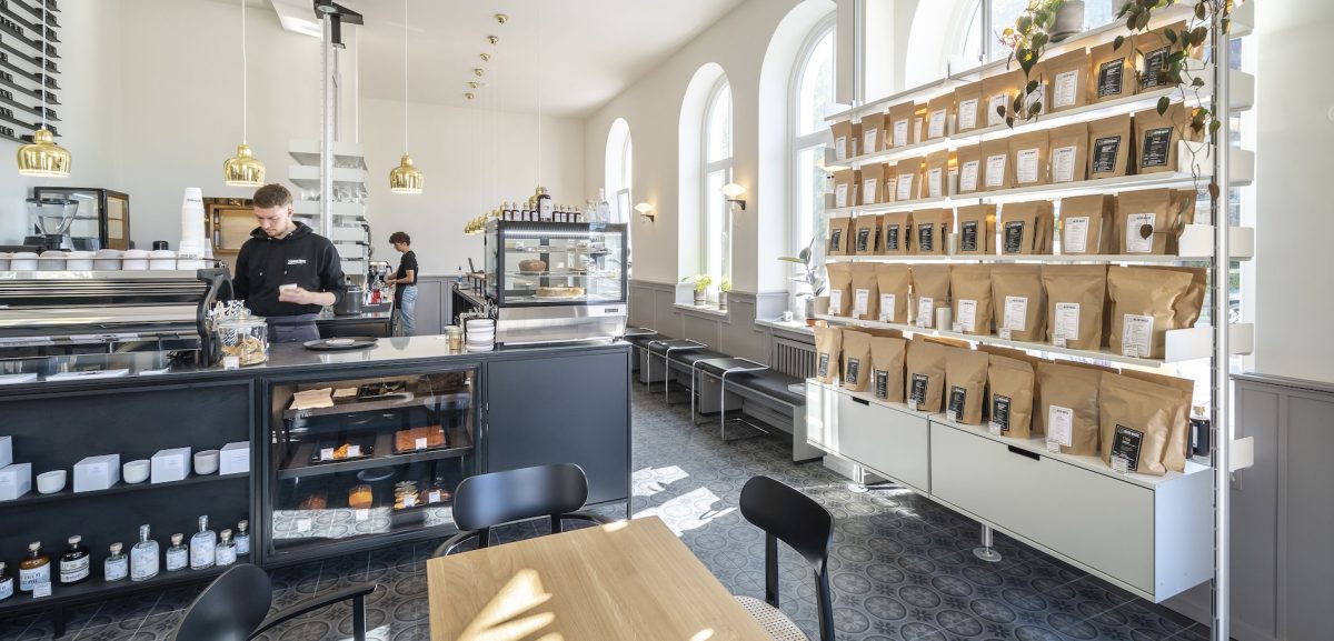 Wer Wiener Kaffeehauskultur erleben will, muss dafür nicht an die Donau reisen, sondern kommt nach Münster – ins neue Café Herr Hase. Foto: © Thorsten Arendt